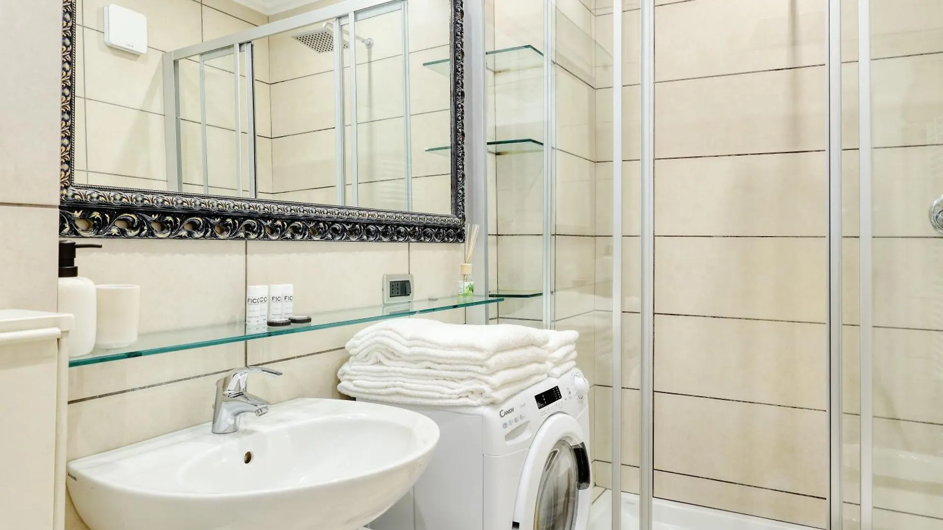 Apartman Joivy Lovely Loft Near The City Centre Milánó